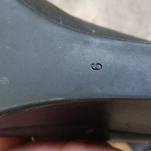 Tory Burch Shoes - Picture 6 of 12